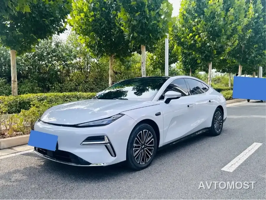 Geely Galaxy Xingyao 8 2025 130km EM-i Premium Edition