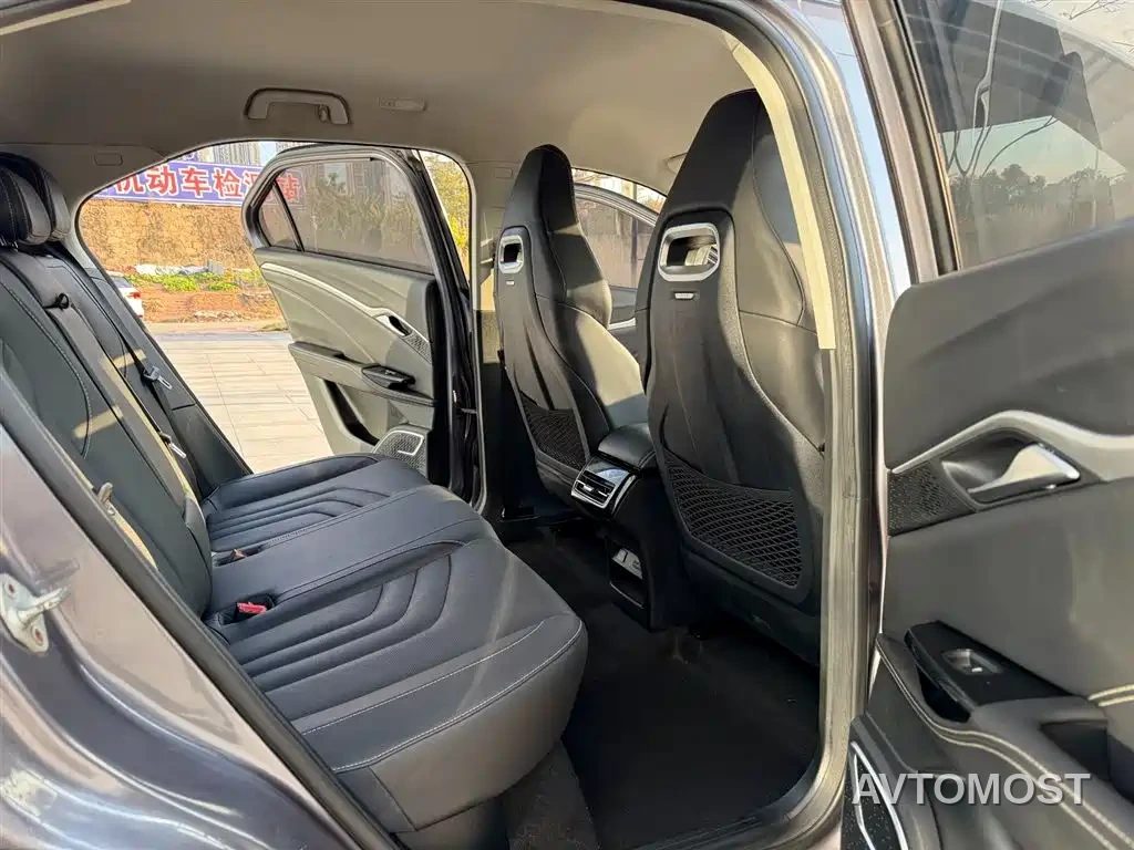 Nezha Auto Neta U 2021 Pro 400 Premium Driving Edition — фото 9