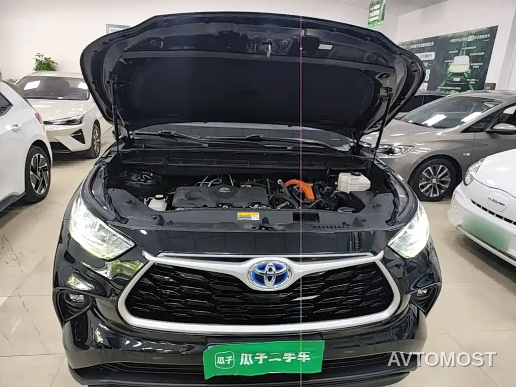 Toyota Highlander 2023 2.5L Smart Hybrid Dual Engine AWD Elite 7-Seater — фото 11