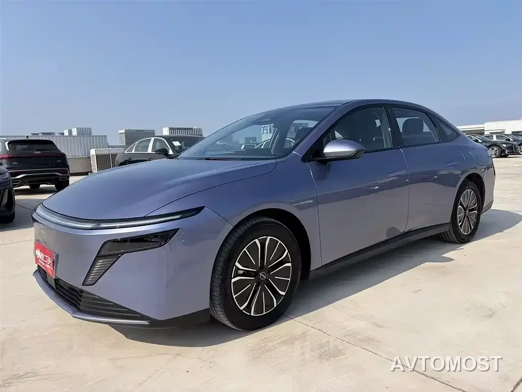 Nissan N6 2025 Mid Configuration — фото 1
