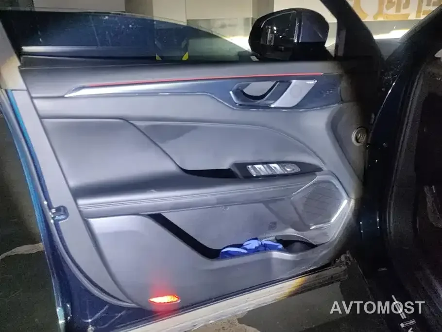 Wey Mocha New Energy 2023 2WD Long Range Edition — фото 5