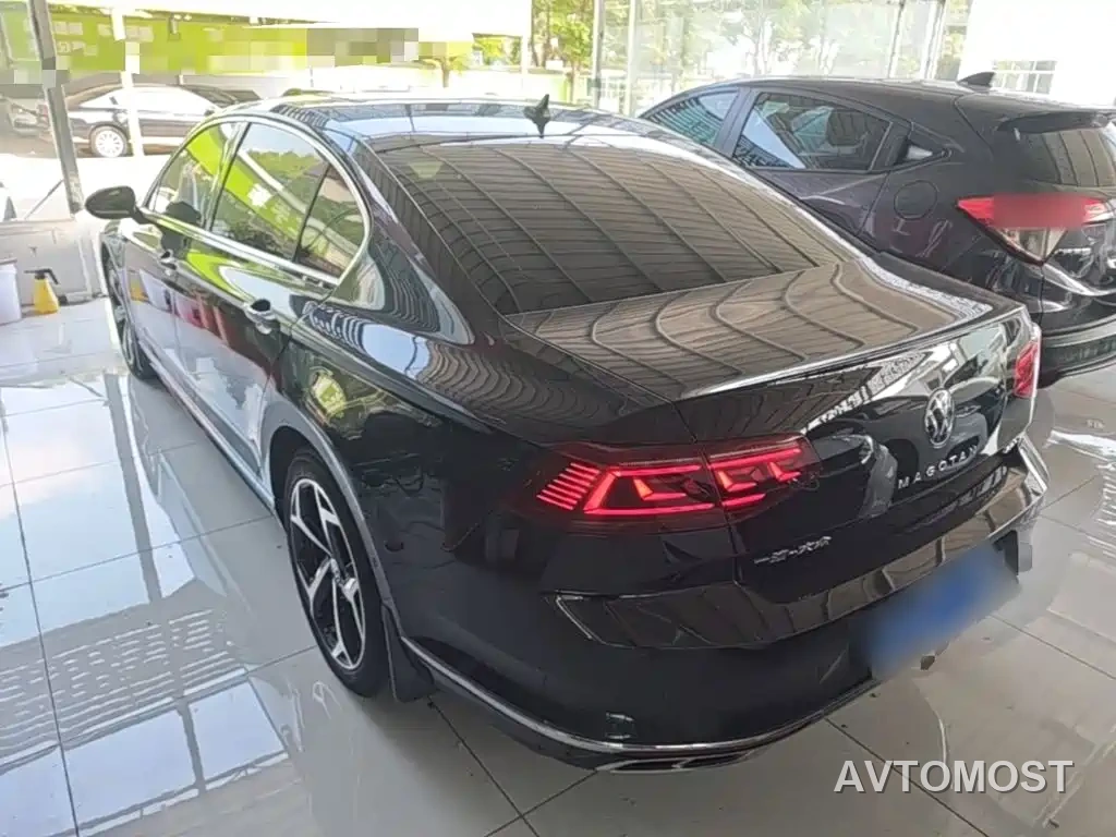 Volkswagen Magotan 2023 Model 2 Million Commemorative Edition 380TSI DSG Flagship — фото 5