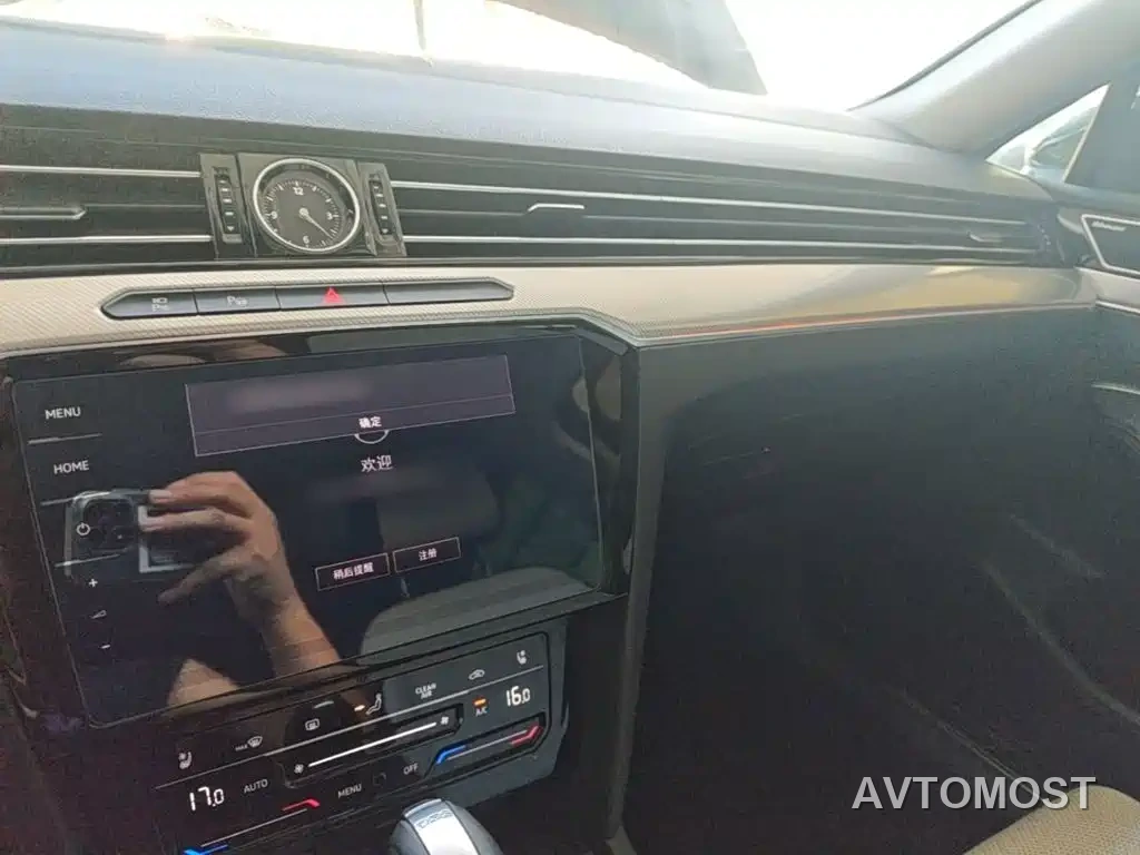 Volkswagen Magotan 2023 Model 2 Million Commemorative Edition 380TSI DSG Flagship — фото 10