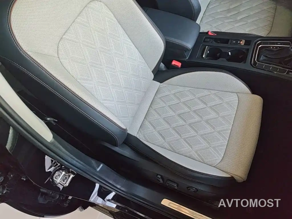Volkswagen Magotan 2023 Model 2 Million Commemorative Edition 380TSI DSG Flagship — фото 25