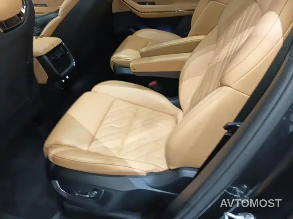 Lynk & Co 09 2021 2.0T Halo 6-Seater — фото 17