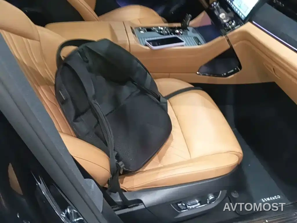 Lynk & Co 09 2021 2.0T Halo 6-Seater — фото 25