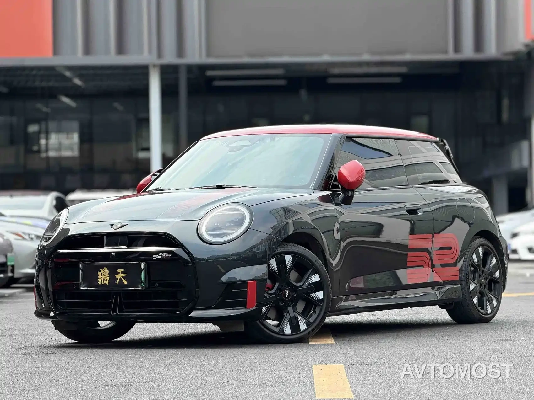 MINI Electric MINI JCW 2025 JOHN COOPER WORKS — фото 1