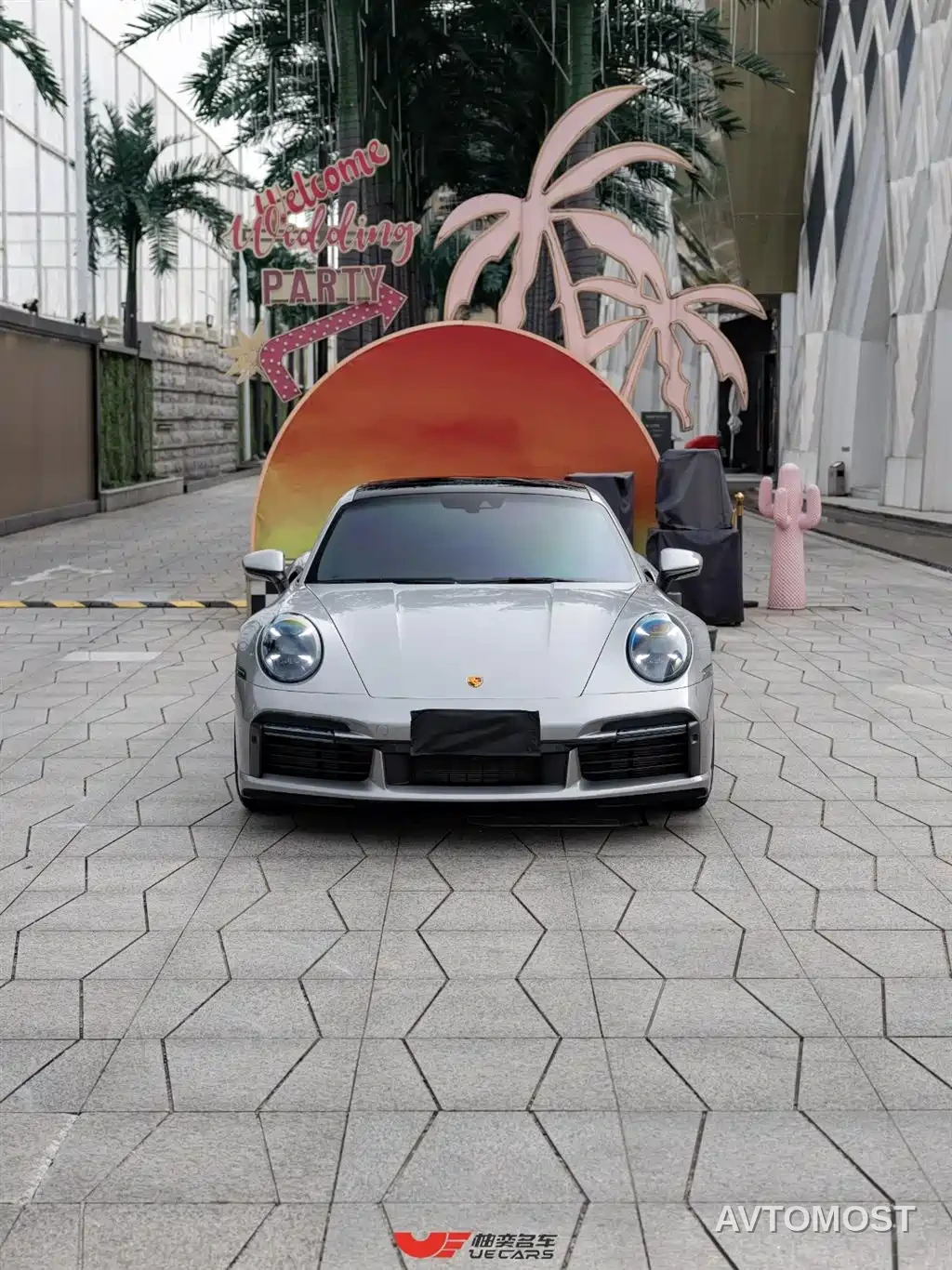Porsche 911 2023 Turbo S 3.7T — фото 1