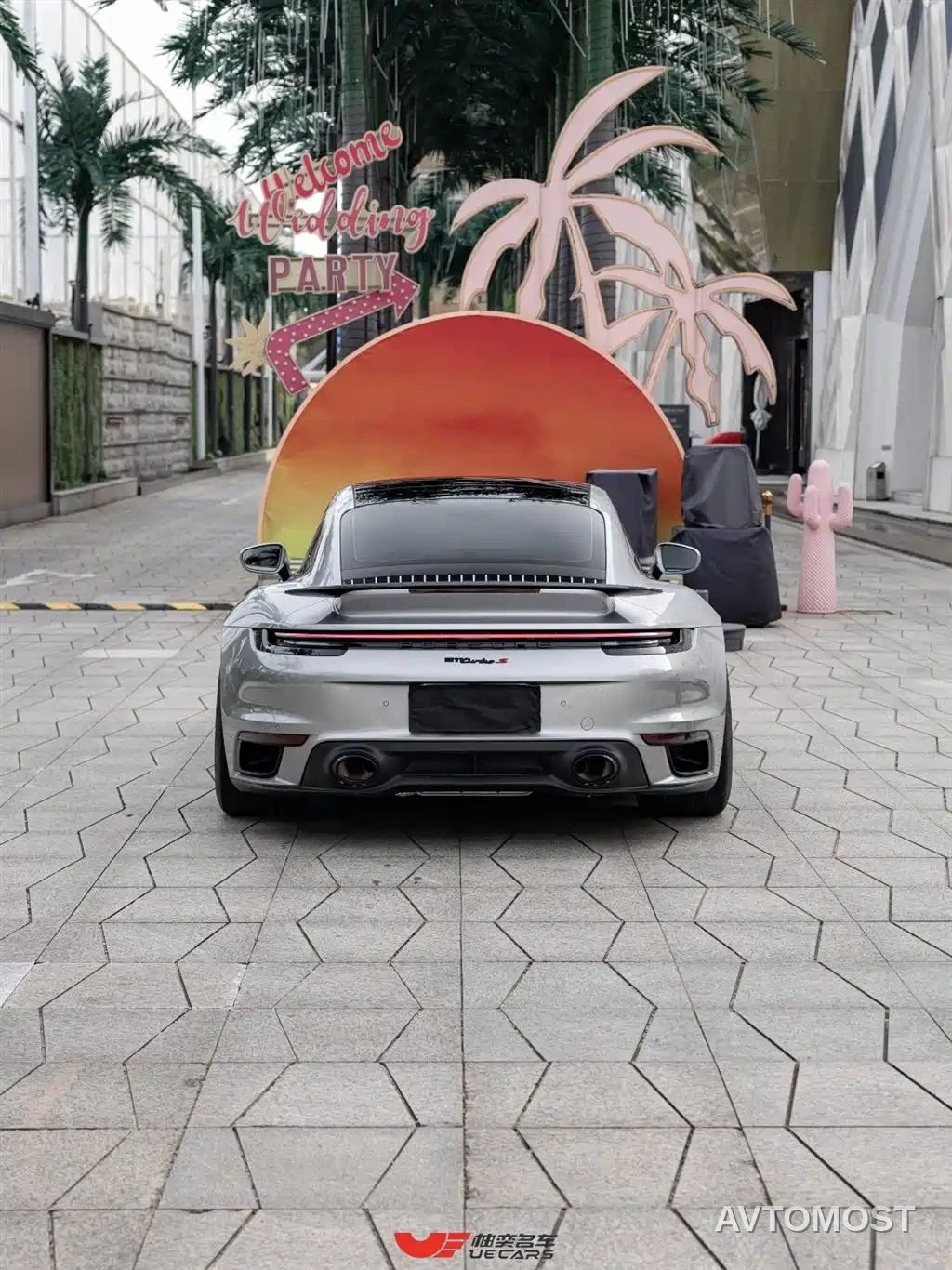 Porsche 911 2023 Turbo S 3.7T — фото 3