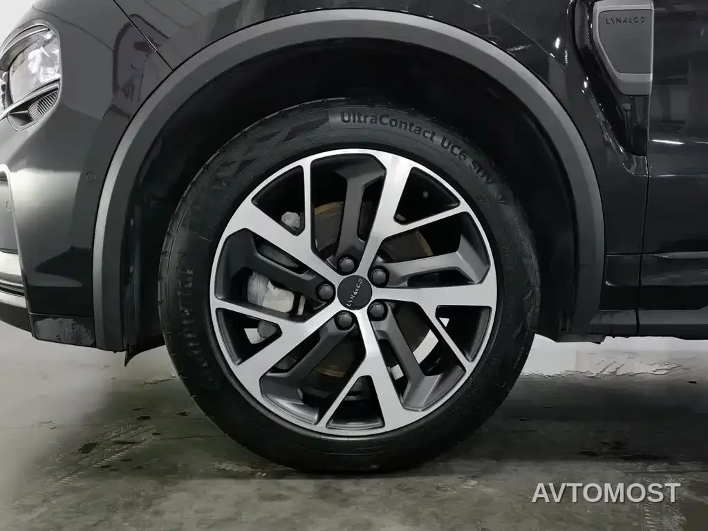 Lynk & Co 01 EM-P 2021 1.5TD PHEV Halo — фото 16