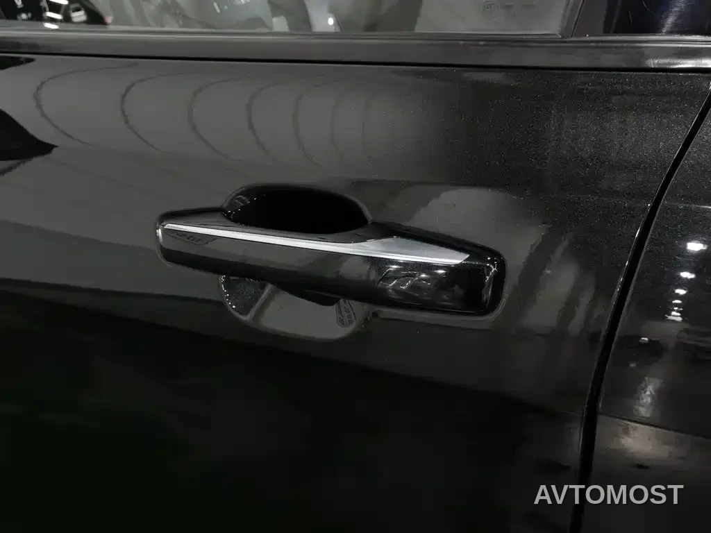 Lynk & Co 01 EM-P 2021 1.5TD PHEV Halo — фото 17