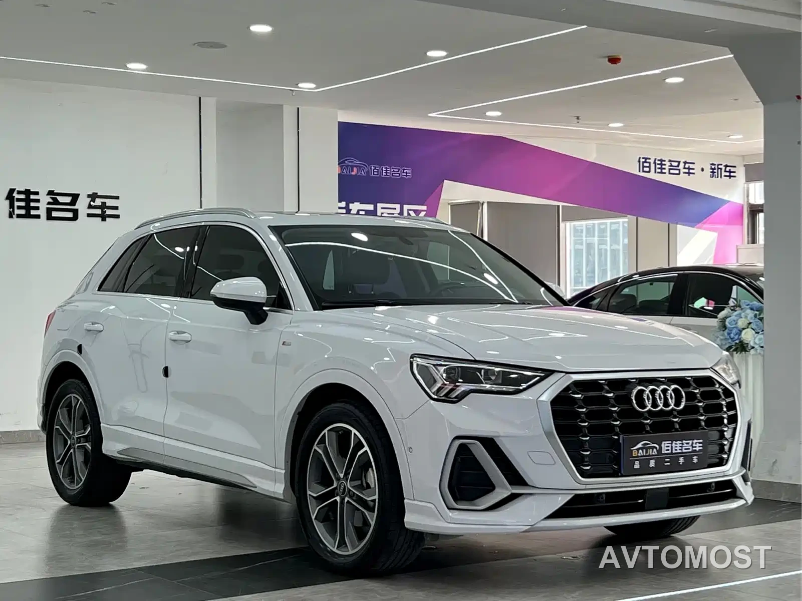 Audi Q3 2022 40 TFSI Fashion Dynamic — фото 3