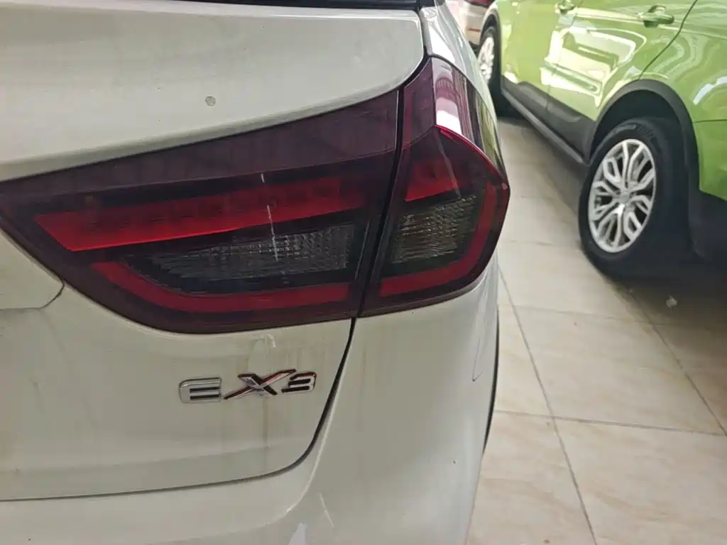 Geely Geometry EX3 Kung Fu Bull 2021 Strong Bull — фото 8