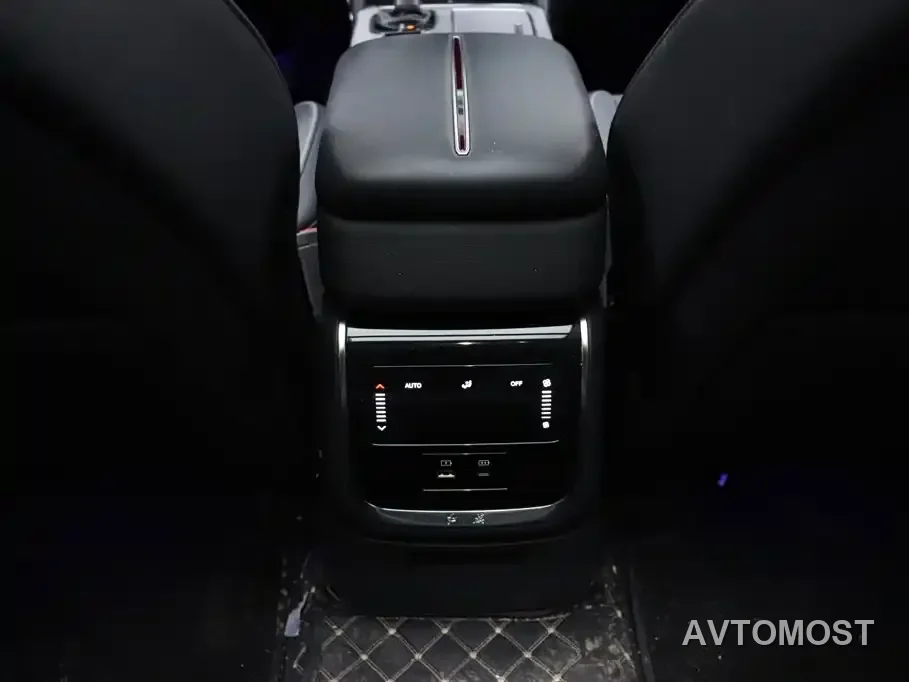 Hongqi HS7 PHEV 2024 2.0T PHEV AWD Qichang Edition 7-seater — фото 17