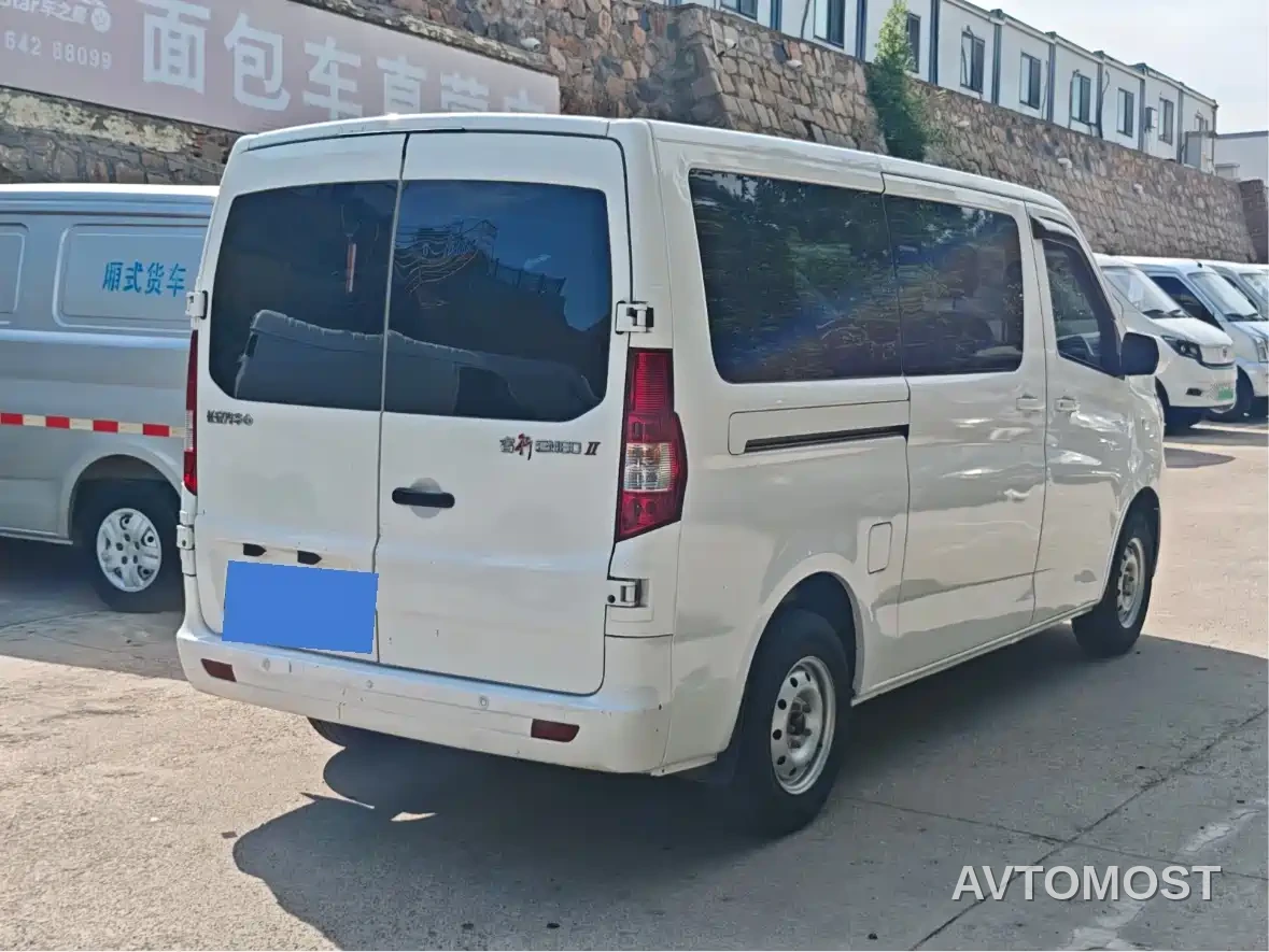 Changan Ruixing EM60 2025 Passenger Version Comfort 6-Seater 300km with Opposing Doors — фото 3