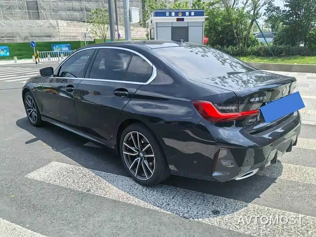 BMW 3 Series 2024 325Li M Sport Package — фото 14