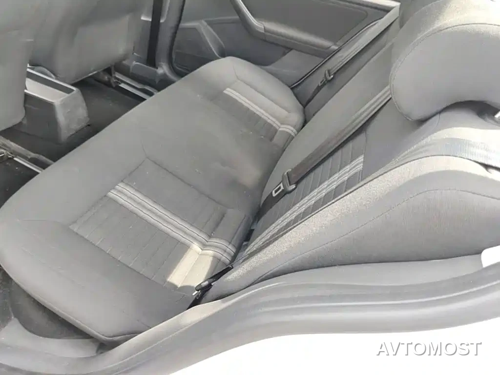 Volkswagen Lavida 2019 Lavida Start 1.5L Auto Trend (China VI) — фото 15