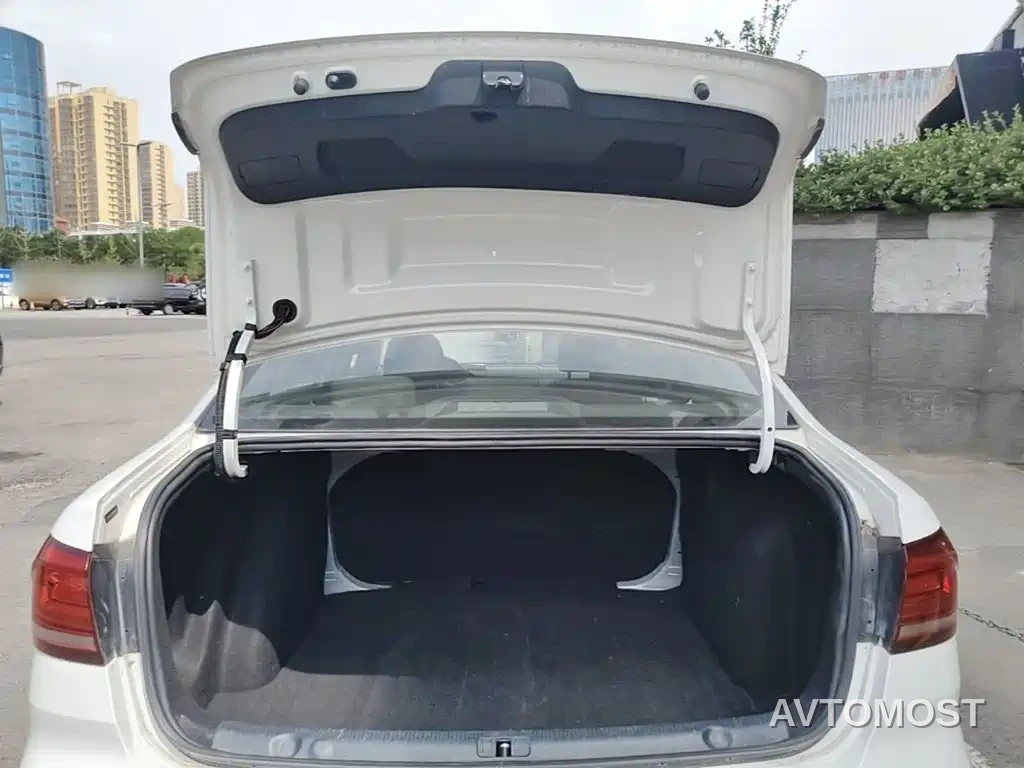 Volkswagen Lavida 2019 Lavida Start 1.5L Auto Trend (China VI) — фото 17