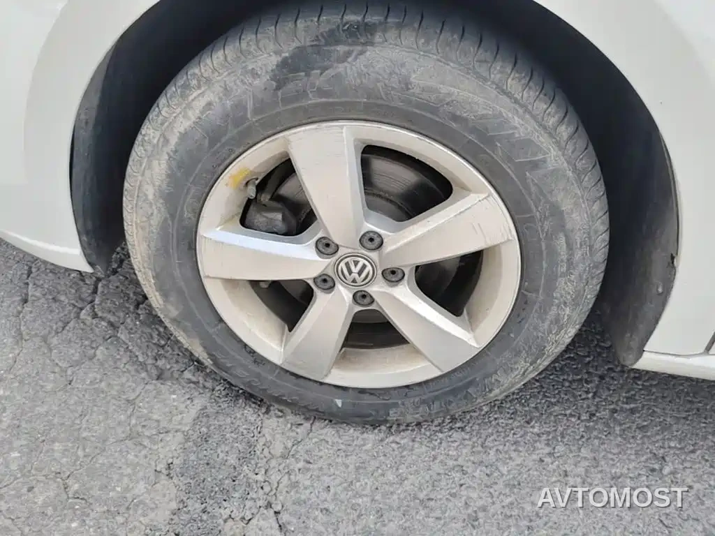 Volkswagen Lavida 2019 Lavida Start 1.5L Auto Trend (China VI) — фото 20