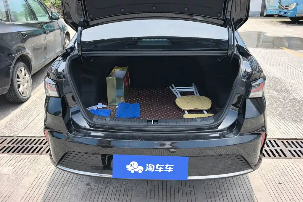 BAIC Beijing EU5 PLUS 2021 R500 Premium Edition — фото 4