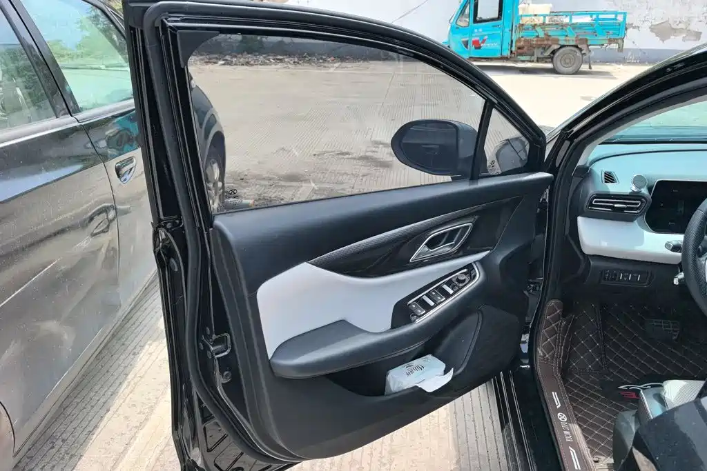 BAIC Beijing EU5 PLUS 2021 R500 Premium Edition — фото 7