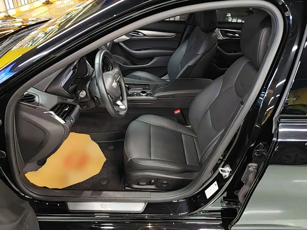 Cadillac CT5 2023 28T Prestige Style — фото 15