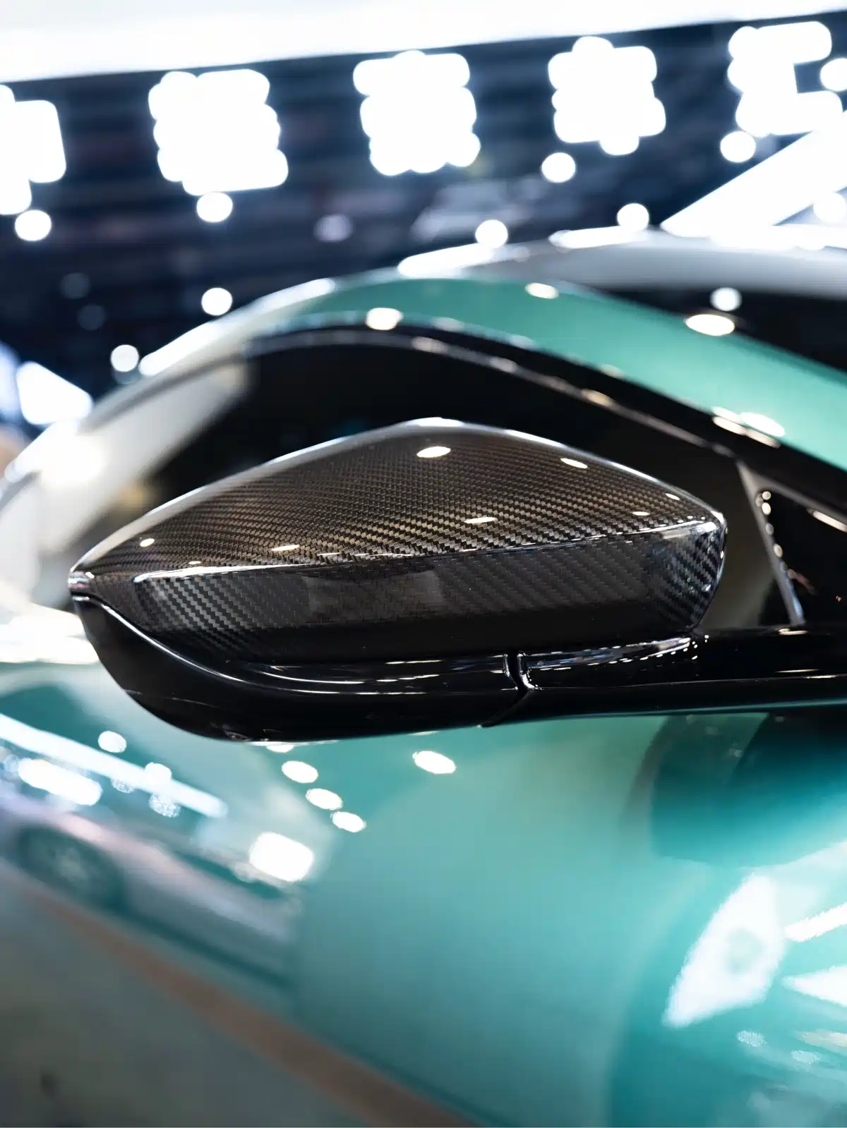 Aston Martin V8 Vantage 2023 4.0T V8 F1 Edition Coupe — фото 10