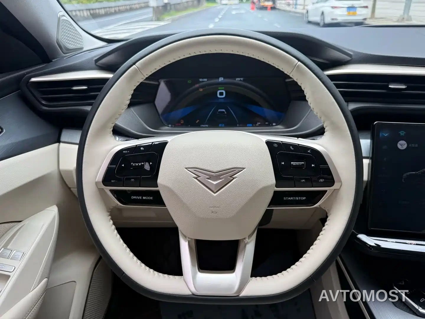 Cowin Kaiyi Kunlun NEV 2024 Kunlun iHD 150km Horizon Edition — фото 15