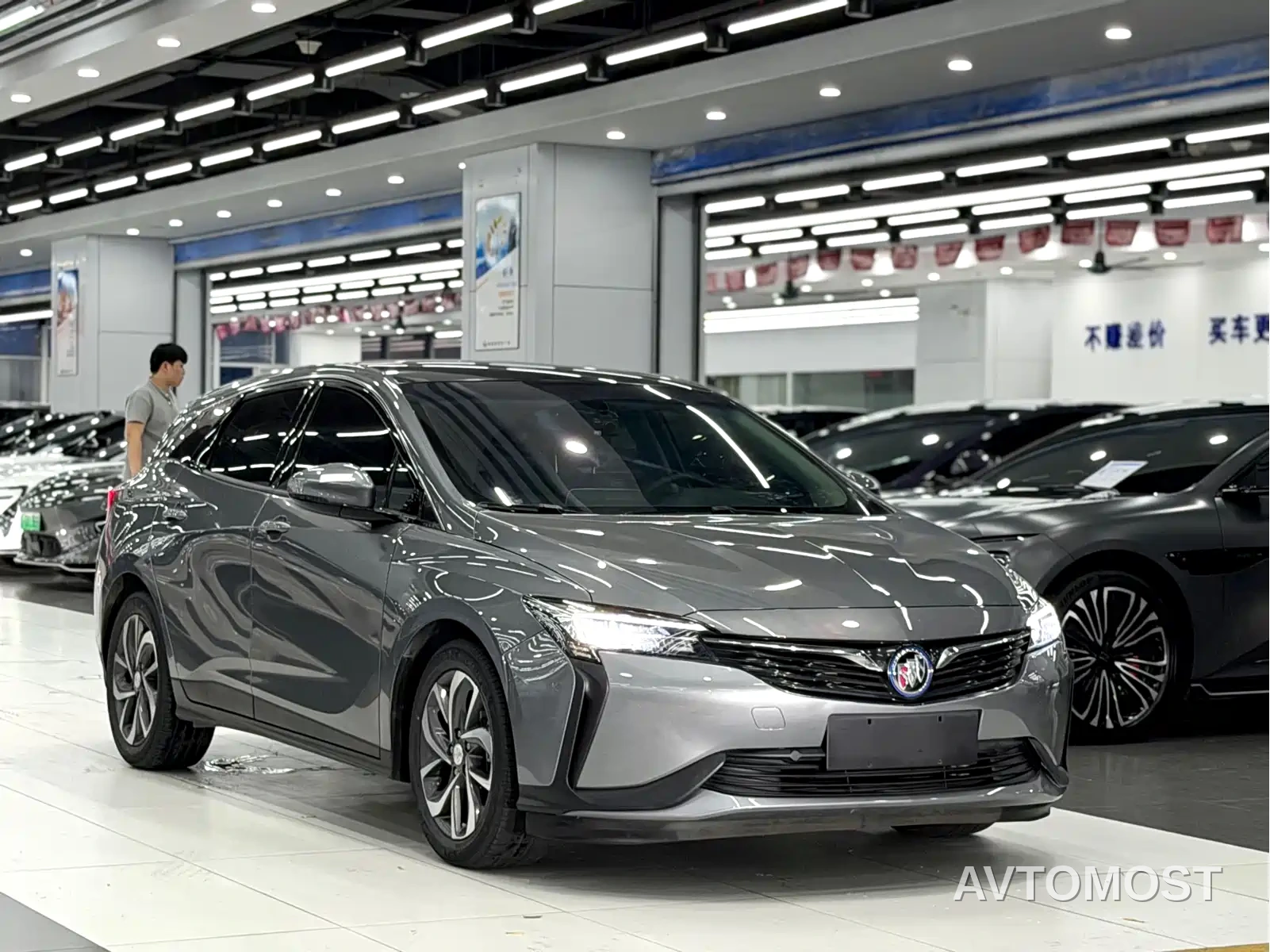 Buick Velite 6 2020 Plug-in Hybrid Connected Smart Edition — фото 3