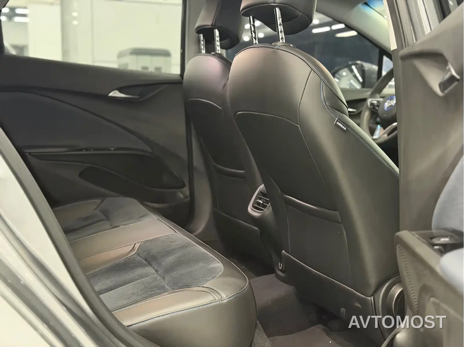Buick Velite 6 2020 Plug-in Hybrid Connected Smart Edition — фото 9