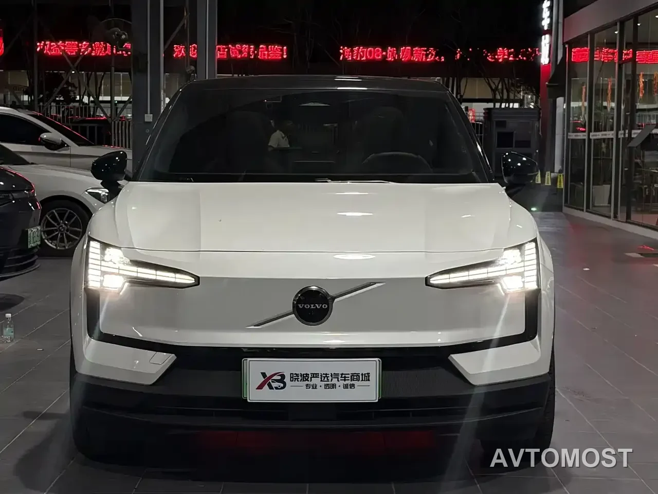 Volvo EX30 2025 Dual Motor AWD High Performance Ultra — фото 3