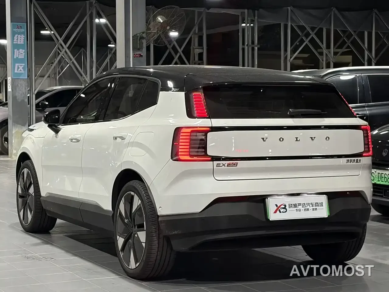 Volvo EX30 2025 Dual Motor AWD High Performance Ultra — фото 5