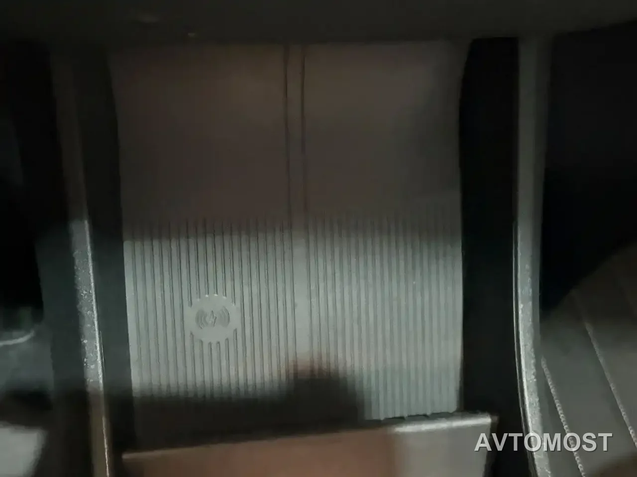 Volvo EX30 2025 Dual Motor AWD High Performance Ultra — фото 12