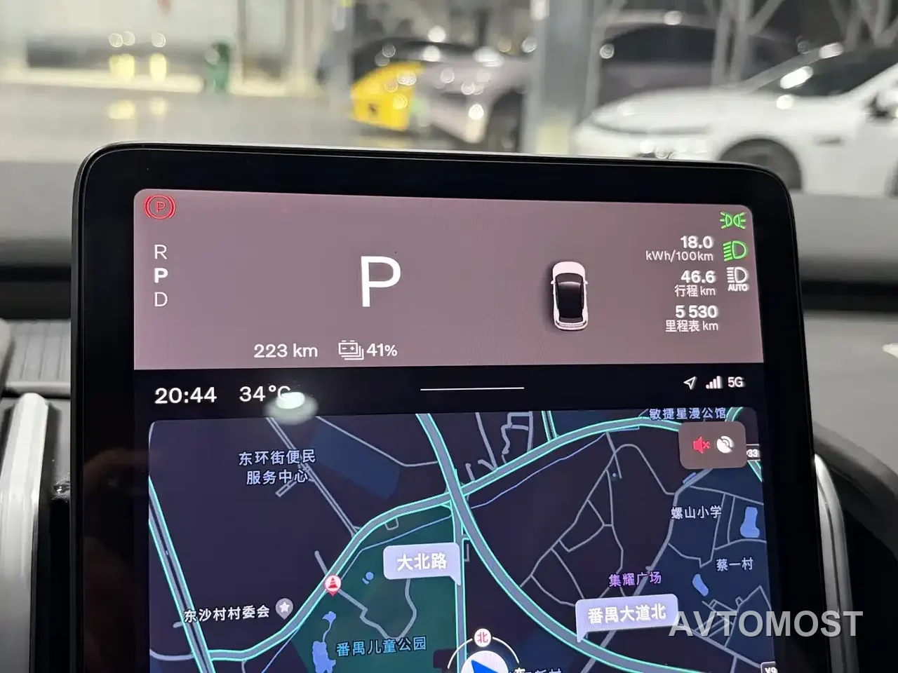 Volvo EX30 2025 Dual Motor AWD High Performance Ultra — фото 13