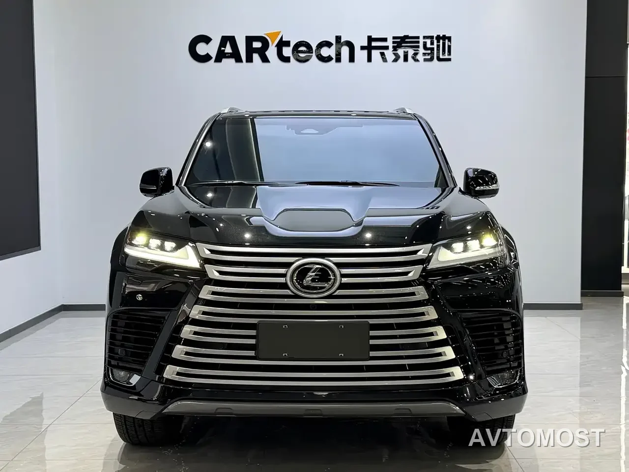 Lexus LX 2025 700h Boundary Edition — фото 2