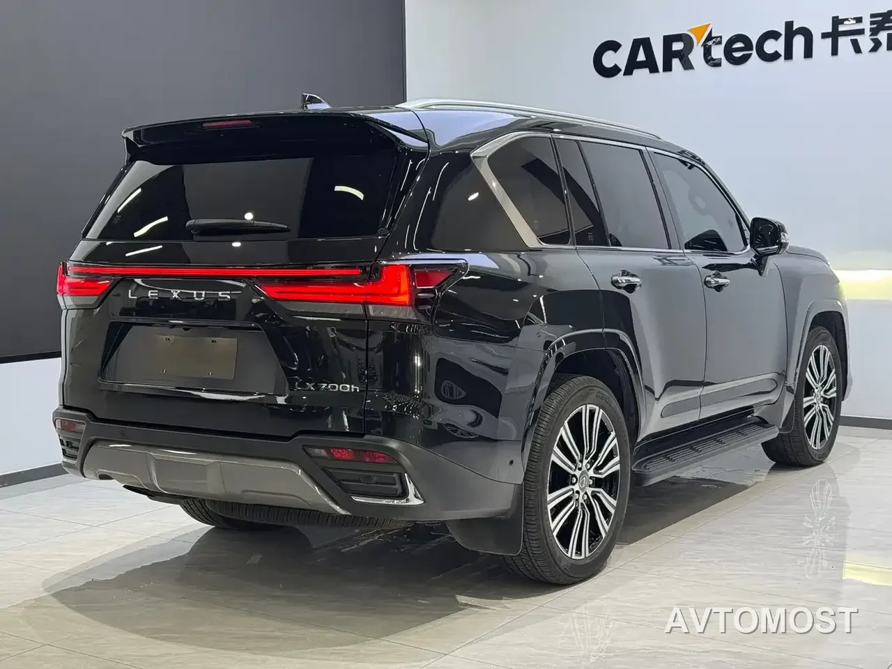 Lexus LX 2025 700h Boundary Edition — фото 5