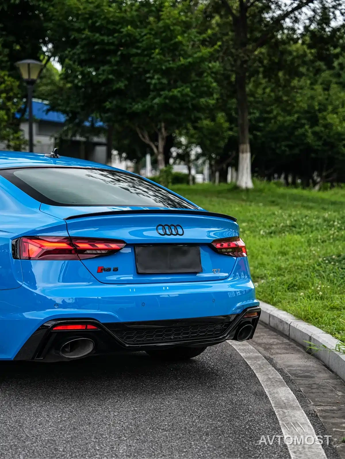 Audi RS 5 2021 RS 5 2.9T Sportback Dark Gold Edition — фото 7
