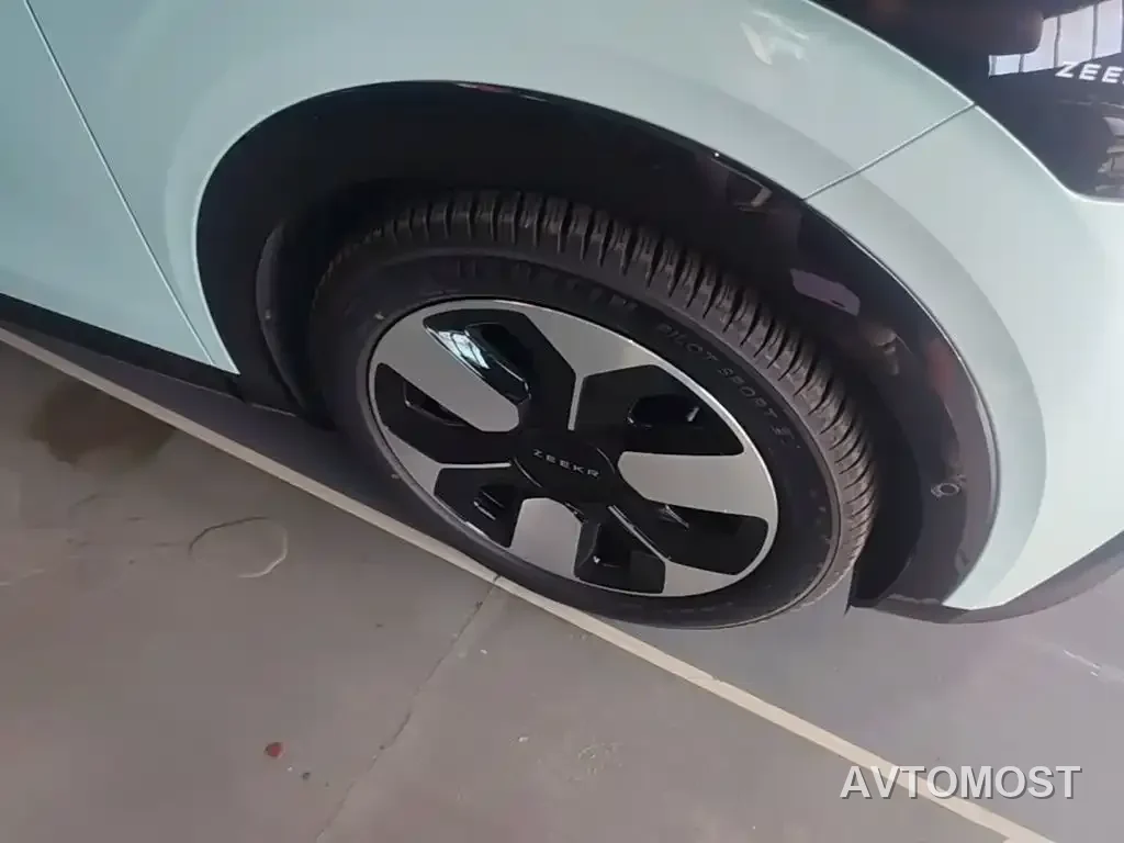 Zeekr MIX 2025 Smart Driving Edition — фото 20