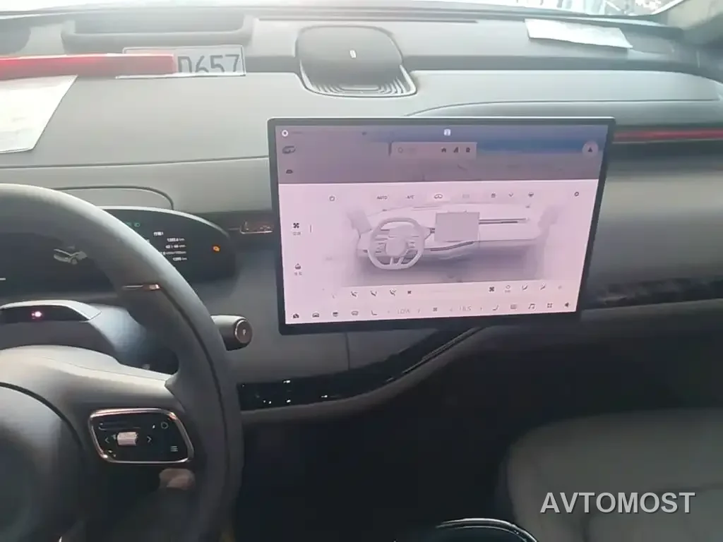 Zeekr MIX 2025 Smart Driving Edition — фото 5