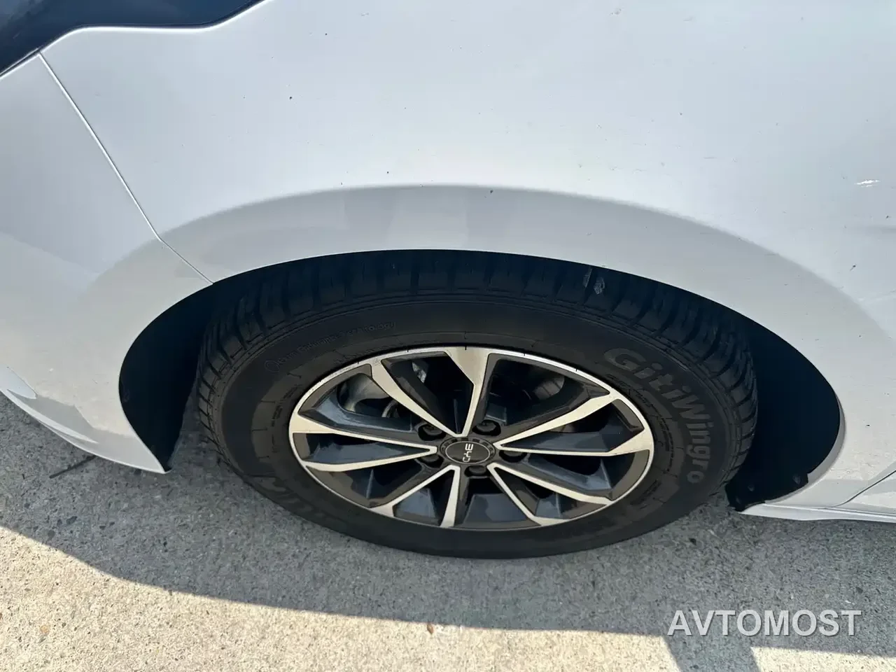 BYD Destroyer 05 2023 Champion Edition DM-i 55KM Luxury — фото 4