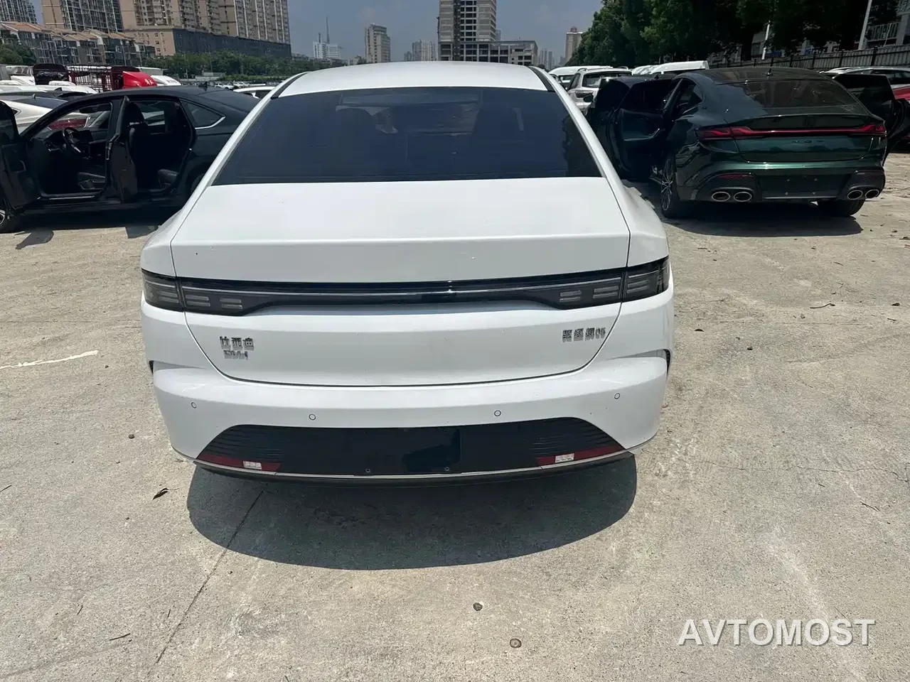BYD Destroyer 05 2023 Champion Edition DM-i 55KM Luxury — фото 5