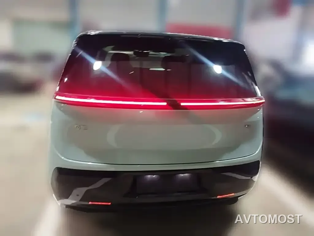 Zeekr MIX 2025 Smart Driving Edition — фото 10