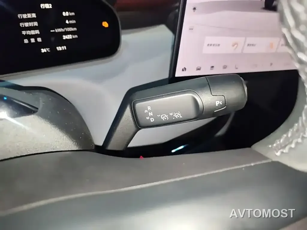 Zeekr MIX 2025 Smart Driving Edition — фото 21