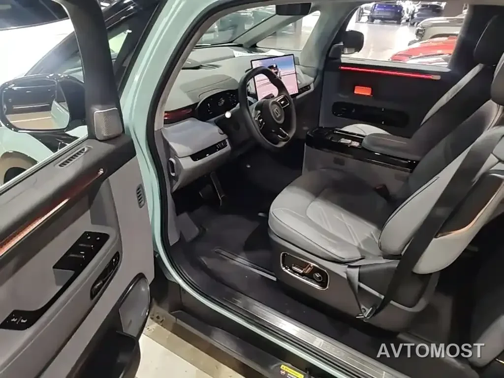 Zeekr MIX 2025 Smart Driving Edition — фото 22