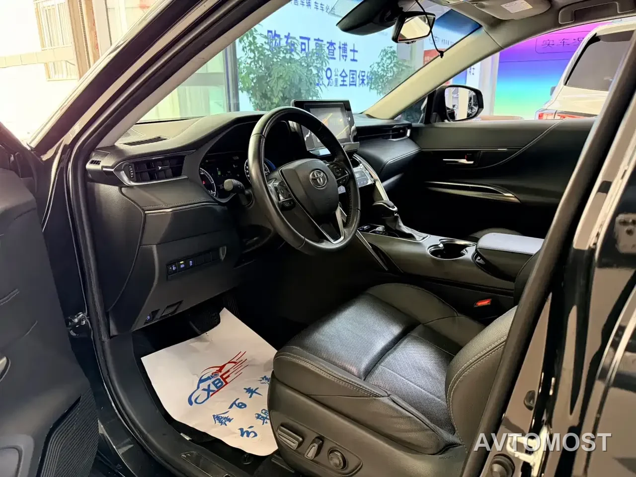 Toyota Lingfang HARRIER 2022 Hybrid 2.5L CVT 2WD Luxury Edition — фото 8