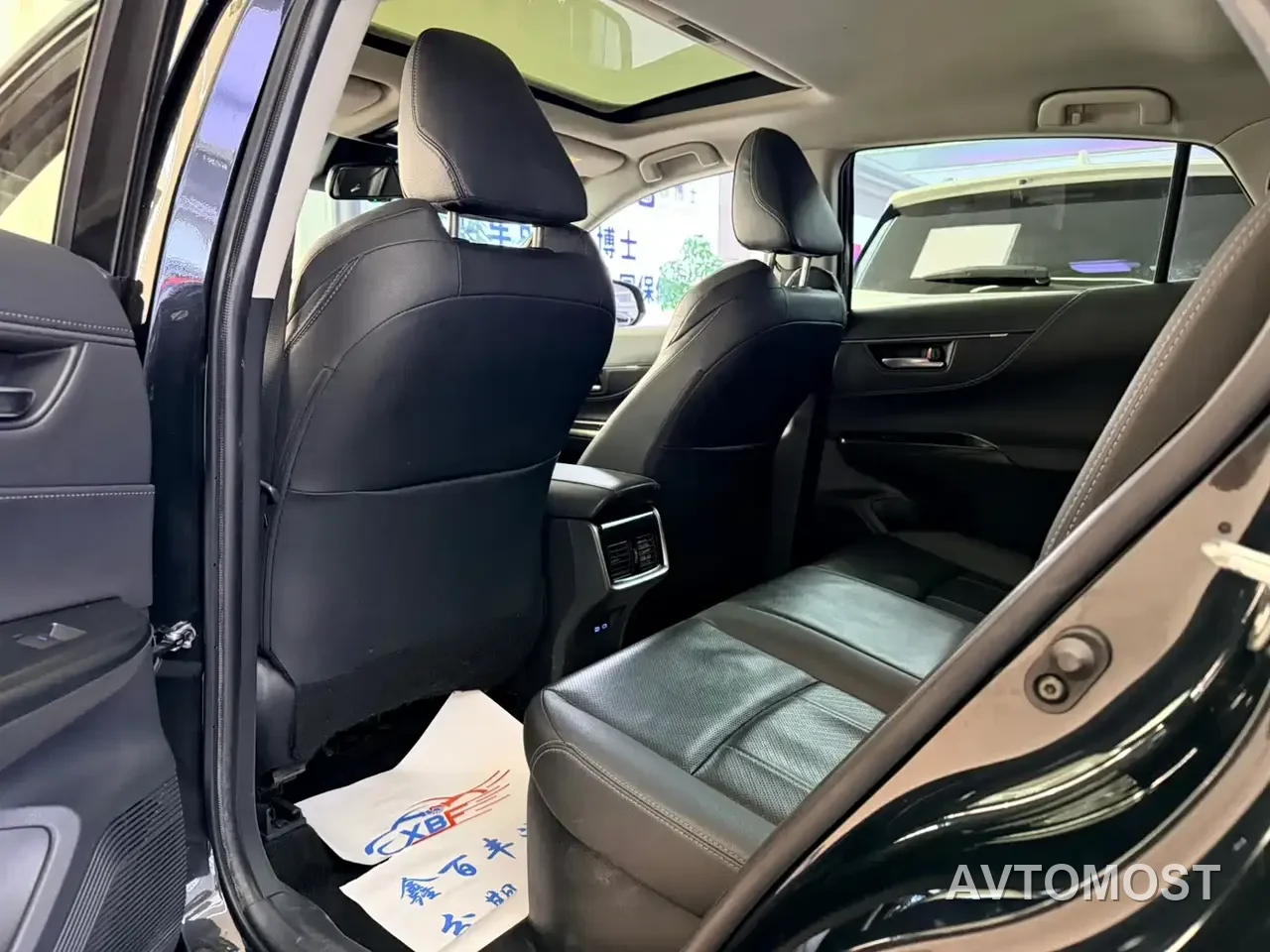 Toyota Lingfang HARRIER 2022 Hybrid 2.5L CVT 2WD Luxury Edition — фото 10