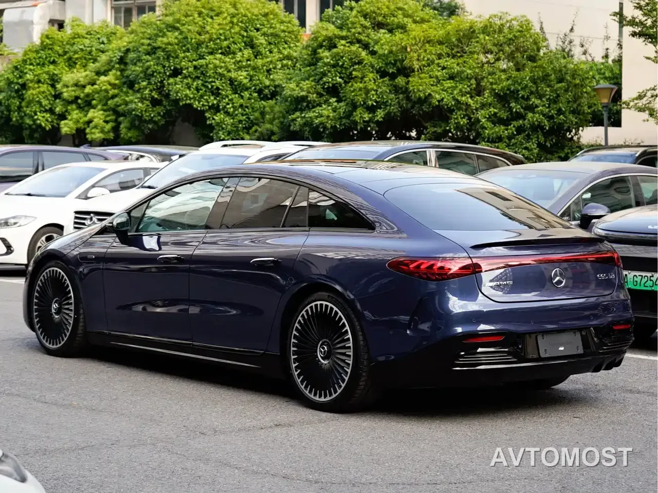 Mercedes-Benz EQS AMG 2022 AMG EQS 53 4MATIC+ — фото 4