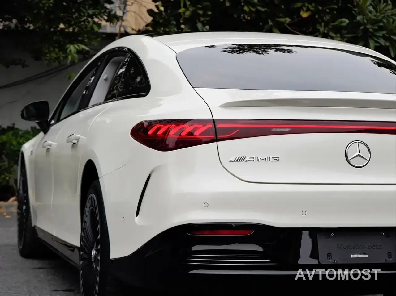 Mercedes-Benz EQS AMG 2022 AMG EQS 53 4MATIC+ — фото 9