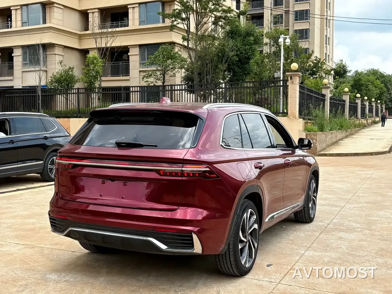 Geely Xingyue L 2021 2.0TD DCT EVO FWD Comfort — фото 2