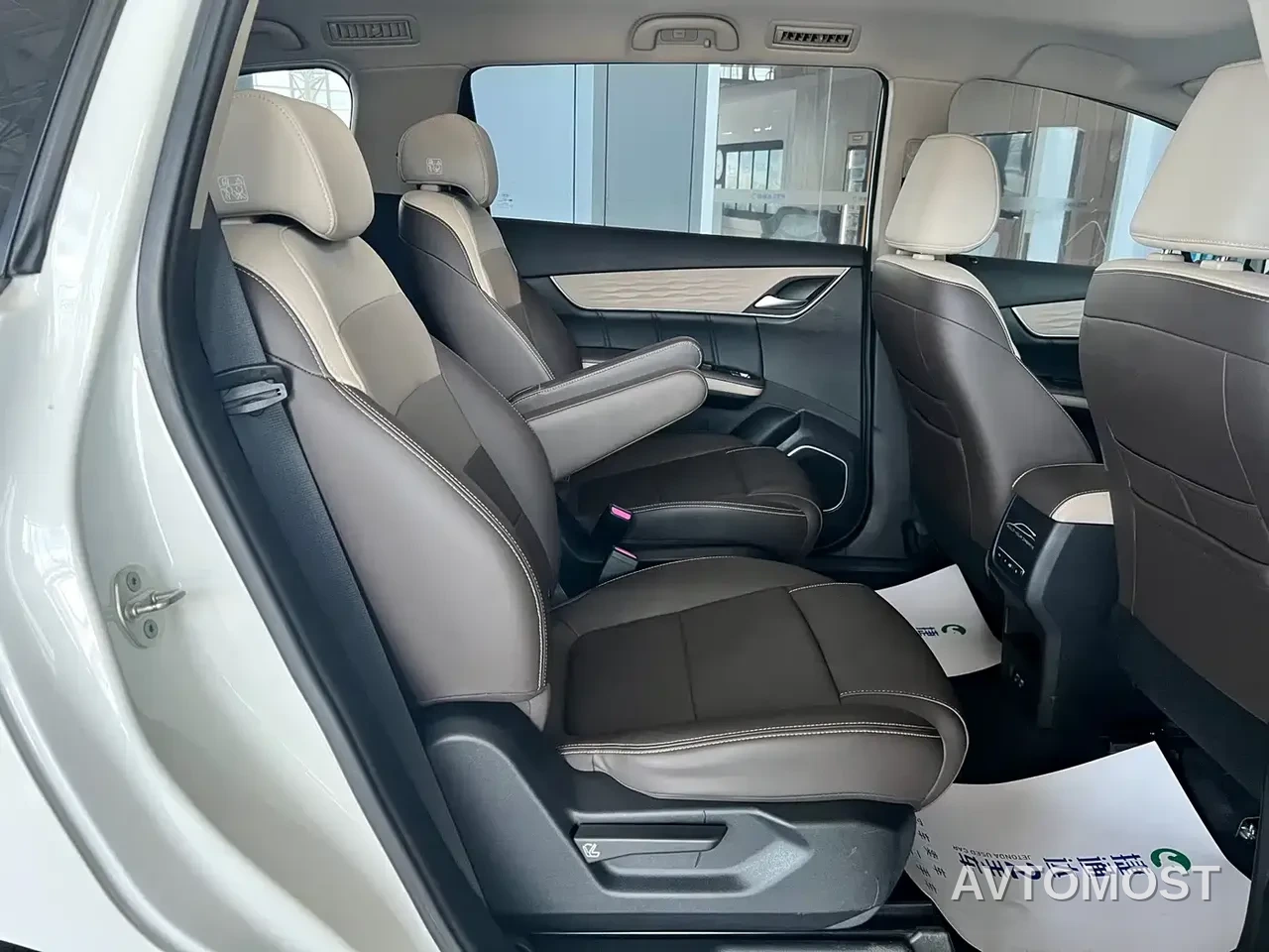 BYD Song MAX New Energy 2022 DM-i 105KM Executive Edition — фото 10